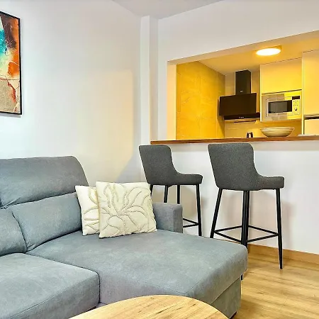 Renovated Apt, 1 Min, Wifi, Ac Апартаменти *